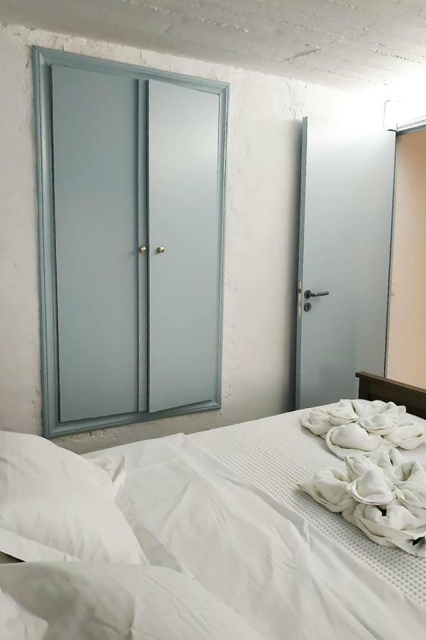 Apartament Theseus Poros Town Zewnętrze zdjęcie