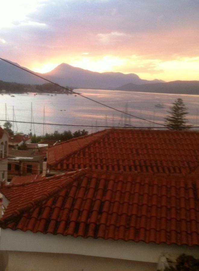 Apartament Theseus Poros Town Zewnętrze zdjęcie