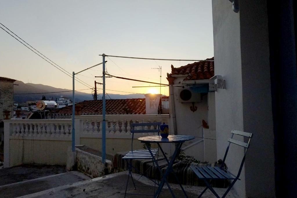 Apartament Theseus Poros Town Zewnętrze zdjęcie